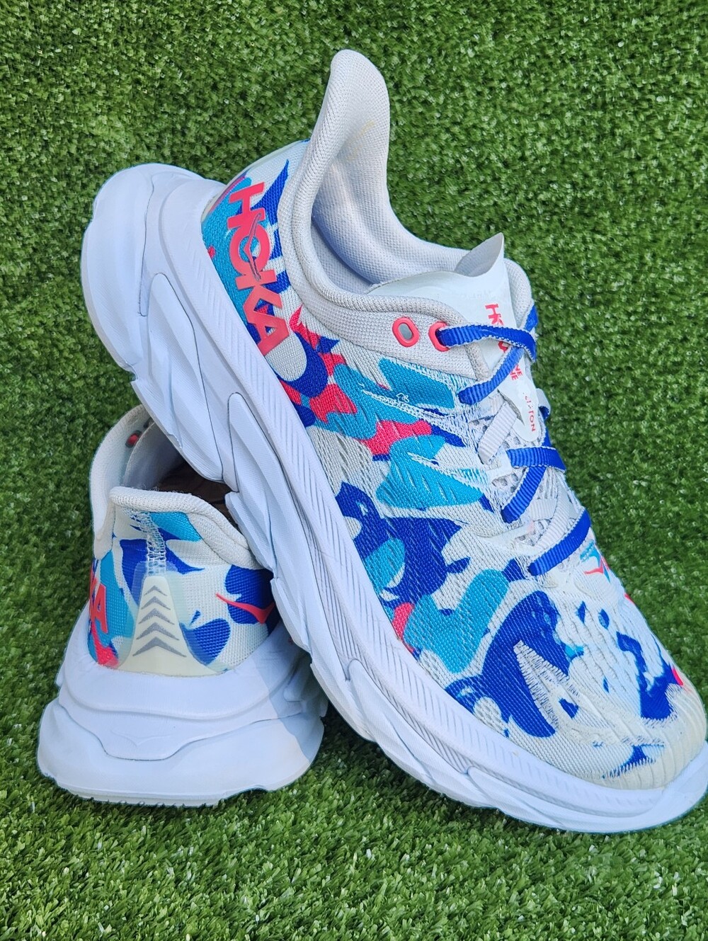 Hoka Clifton Egde Women's Running Walking Comfortable Shoes Sneakers Size 7.5